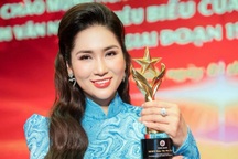 Như Huỳnh tiết lộ "hạnh phúc nhân đôi" khi được vinh danh nghệ sĩ tiêu biểu