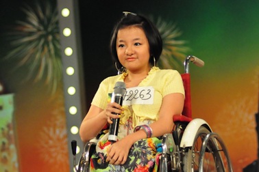 Bất ngờ với giọng hát của cô gái “xương thuỷ tinh”