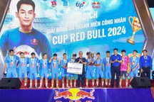 Những màn tranh tài tại vòng chung kết Giải bóng đá Thanh niên công nhân - Cup Red Bull