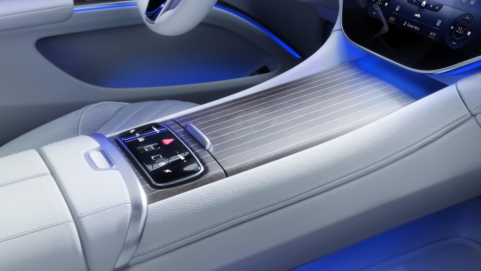 Không gian nội thất gây tò mò và choáng ngợp của Mercedes-Benz EQS - 3 Không gian nội thất gây tò mò và choáng ngợp của Mercedes-Benz EQS - 3