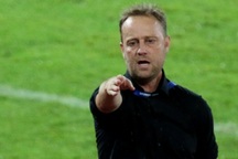 HLV TPHCM giảm sâu lương để từ Thai-League gia nhập V-League