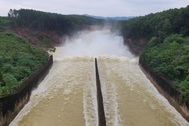 Đảm bảo an toàn, nhiều hồ xả tràn trước mưa lớn