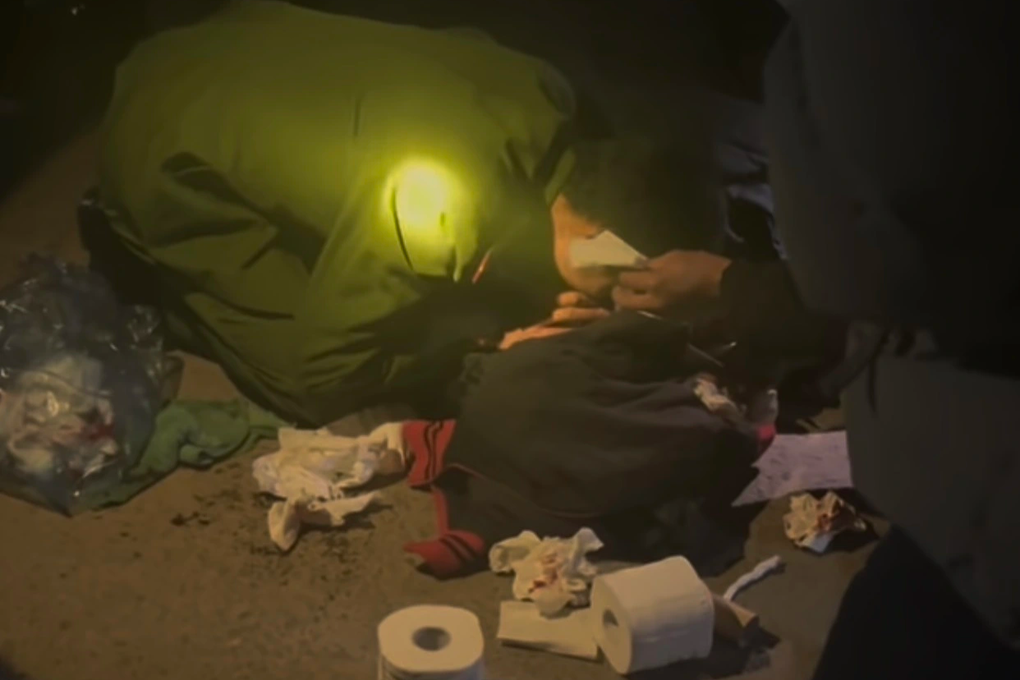 Thượng úy công an cứu giúp người dân thoát cơn nguy kịch đêm 29 Tết - 1 Thượng úy công an cứu giúp người dân thoát cơn nguy kịch đêm 29 Tết - 1