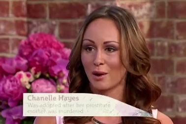 Chanelle Hayes xinh đẹp trả lời phỏng vấn