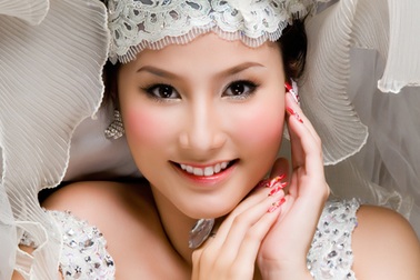 Diễm My - Sinh viên Ngoại thương đi đóng phim