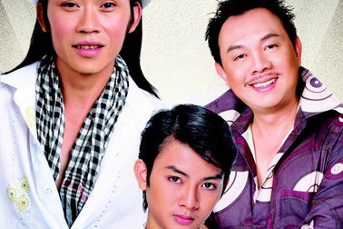 Hoài Linh- Chí Tài “quậy tưng” cùng Hoài Lâm trên sân khấu Hà Nội