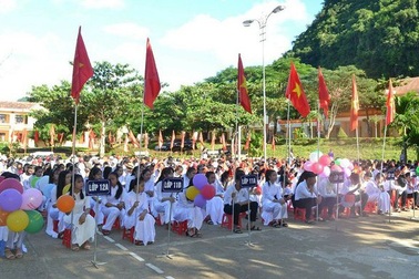 Quảng Bình chấn chỉnh lạm thu trường học, sẽ xử nghiêm nếu phát hiện