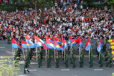 TPHCM cấm đường từ 3h ngày 30/4