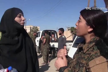 Đội quân “bóng hồng” quét sạch IS tại thủ phủ Raqqa