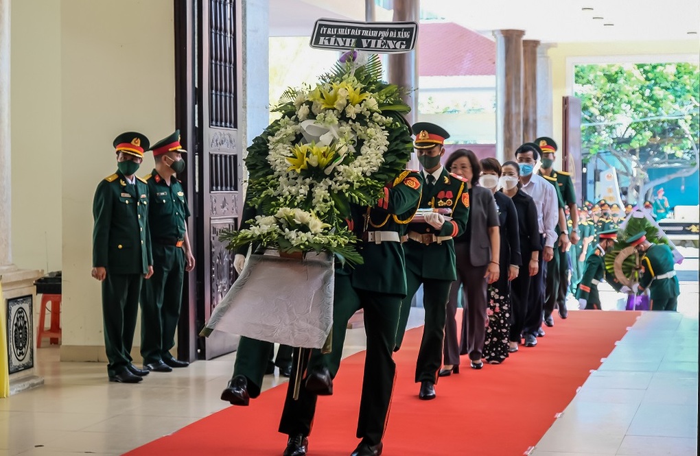 Anh hùng Kostas Nguyễn Văn Lập an nghỉ tại Đà Nẵng - 3 Anh hùng Kostas Nguyễn Văn Lập an nghỉ tại Đà Nẵng - 3