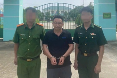Công an Bình Dương bắt người đàn ông Trung Quốc sau 8 năm trốn truy nã