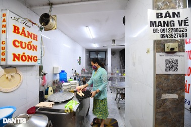 Quận Hai Bà Trưng dừng bán hàng ăn uống tại chỗ, thể dục ngoài trời