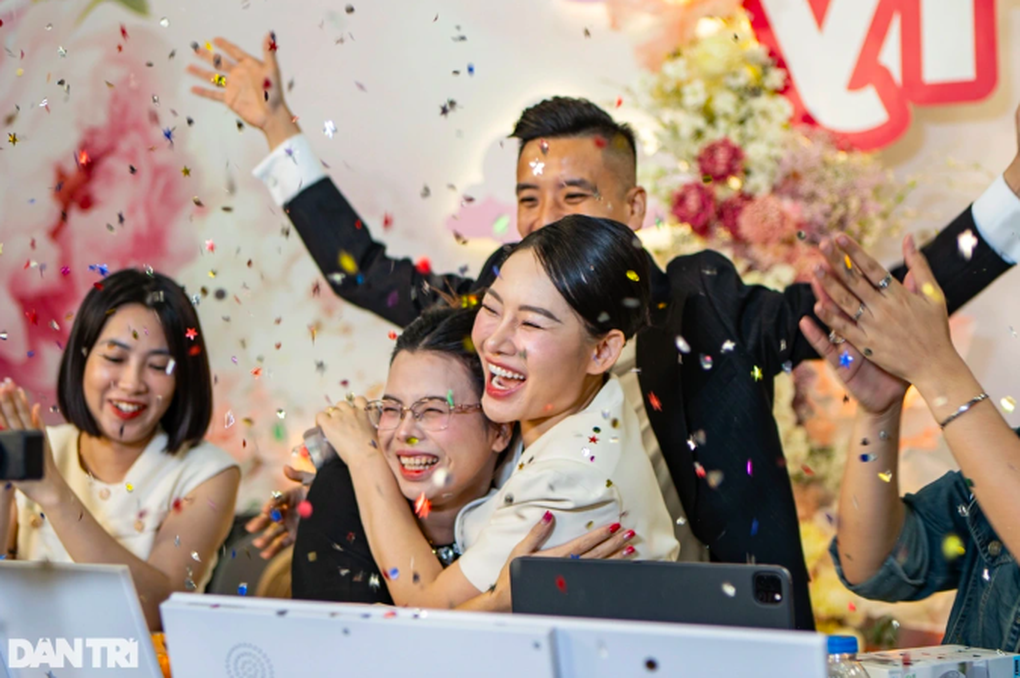 Sẽ chuyển hồ sơ người livestream bán hàng trốn thuế cho công an - 1 Sẽ chuyển hồ sơ người livestream bán hàng trốn thuế cho công an - 1