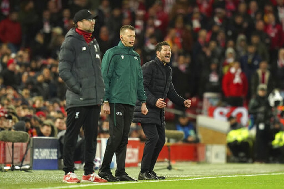 Liverpool 2-3 Atletico Madrid: Adrian mắc sai lầm khiến Liverpool bị loại - 10 Liverpool 2-3 Atletico Madrid: Adrian mắc sai lầm khiến Liverpool bị loại - 10