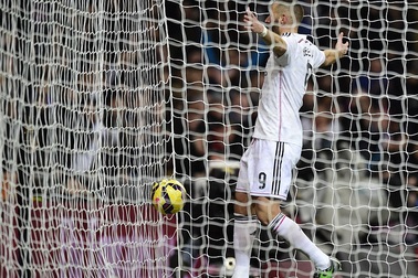 Real Madrid 2-0 Deportivo: Nụ cười trở lại Bernabeu