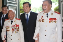 Chủ tịch nước gặp mặt thân mật các thế hệ tướng lĩnh Công an nhân dân