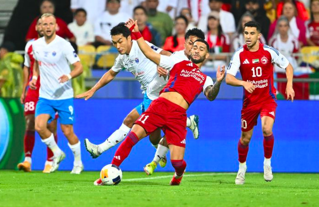 Das Team aus Singapur verlor knapp im Finale des Asian Cup C2 - 1 Đội bóng Singapore thua sát nút trong trận chung kết cúp C2 châu Á - 1
