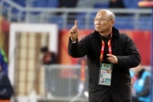 Báo Hàn Quốc ví HLV Park Hang Seo như “phù thủy” Guus Hiddink