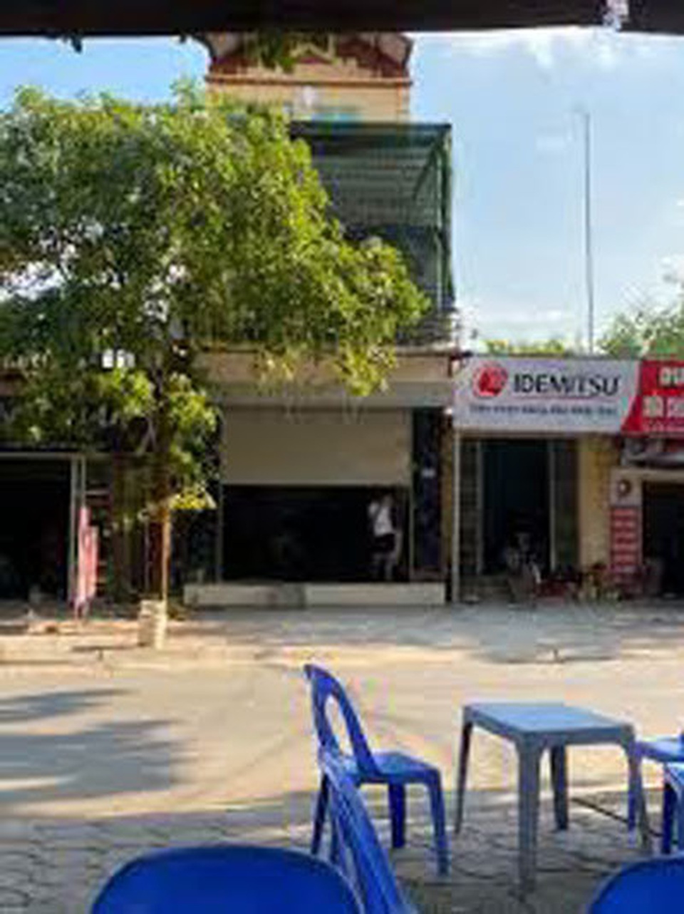Cơn sốt lan phi điệp đột biến: Trái đắng đầu tiên - 1 Cơn sốt lan phi điệp đột biến: Trái đắng đầu tiên - 1