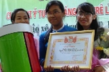 Thùng rác xoay 3 ngăn giành giải Ý tưởng sáng tạo trẻ