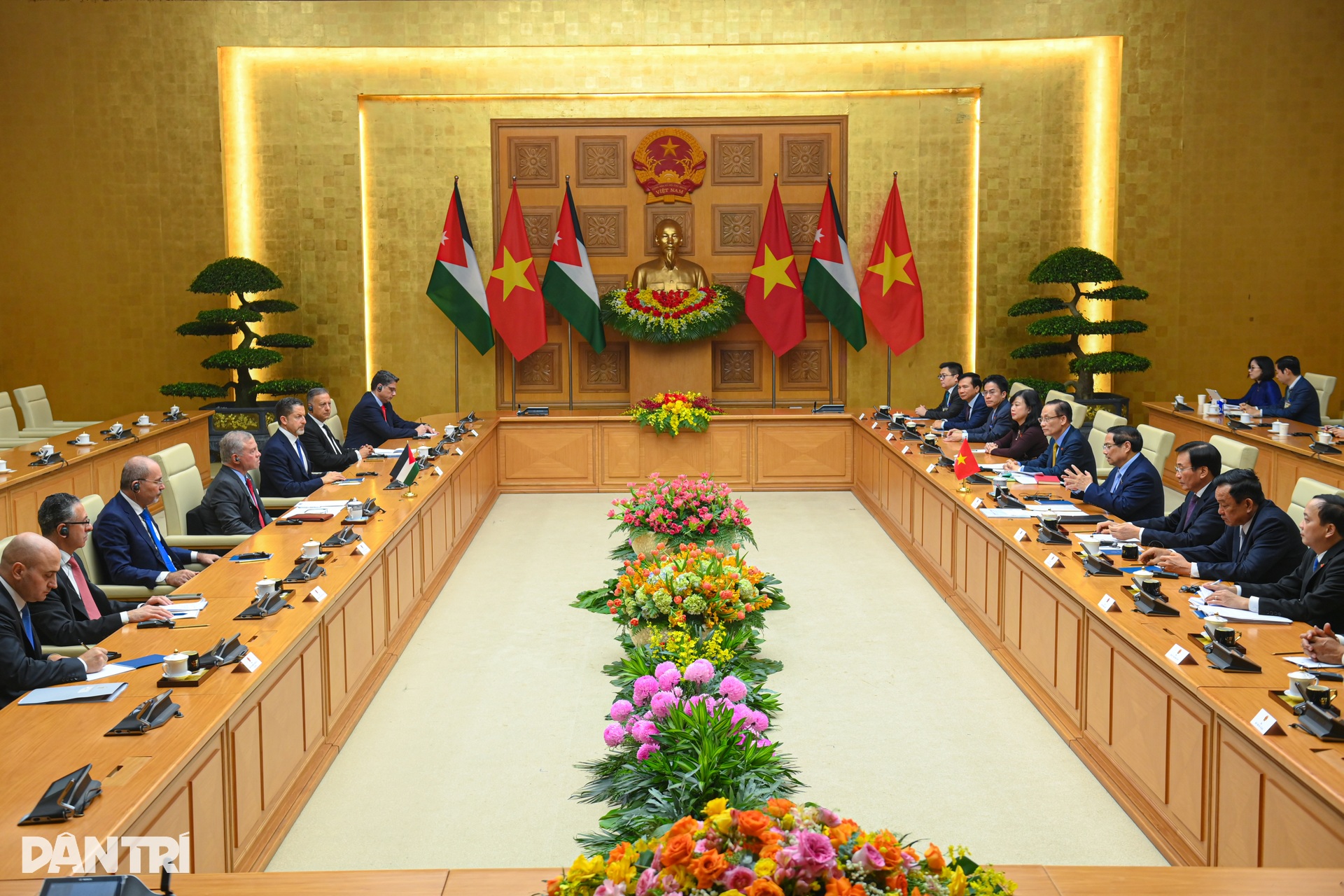 Chủ tịch nước Lương Cường chủ trì lễ đón Quốc vương Jordan thăm Việt Nam - 13