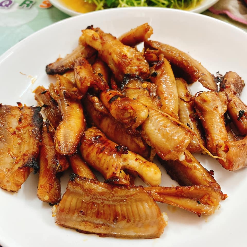Loài cá xấu hết phần thiên hạ thành đặc sản hút khách sành ăn - 2 Loài cá xấu hết phần thiên hạ thành đặc sản hút khách sành ăn - 2