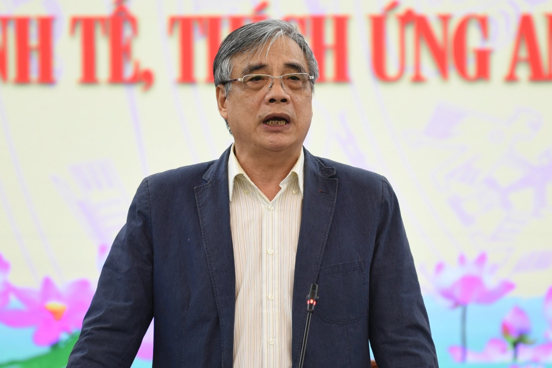 Nóng chuyện cần 100.000 tỷ đồng tăng lương trong tuần qua - 8 Nóng chuyện cần 100.000 tỷ đồng tăng lương trong tuần qua - 8