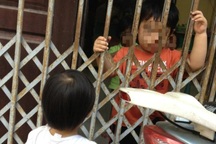 Lớp trông trẻ "chui" nhan nhản, vì sao Hà Nội vẫn chưa mở trường mầm non?