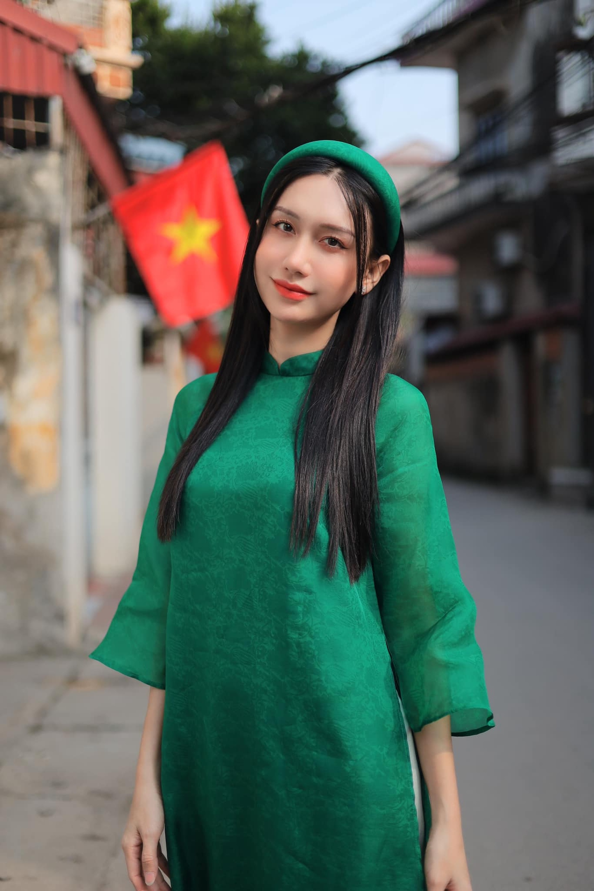 Lynk Lee sau khi chuyển giới: Nhan sắc thăng hạng, bạn trai ủng hộ hết mình - 2 Lynk Lee sau khi chuyển giới: Nhan sắc thăng hạng, bạn trai ủng hộ hết mình - 2