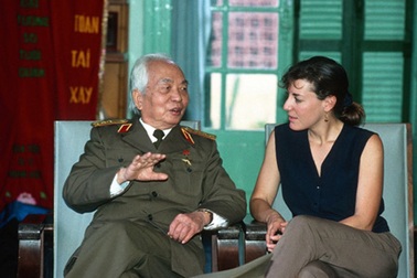 Nhà báo Mỹ và hành trình trở về đầy xúc cảm tại Điện Biên Phủ