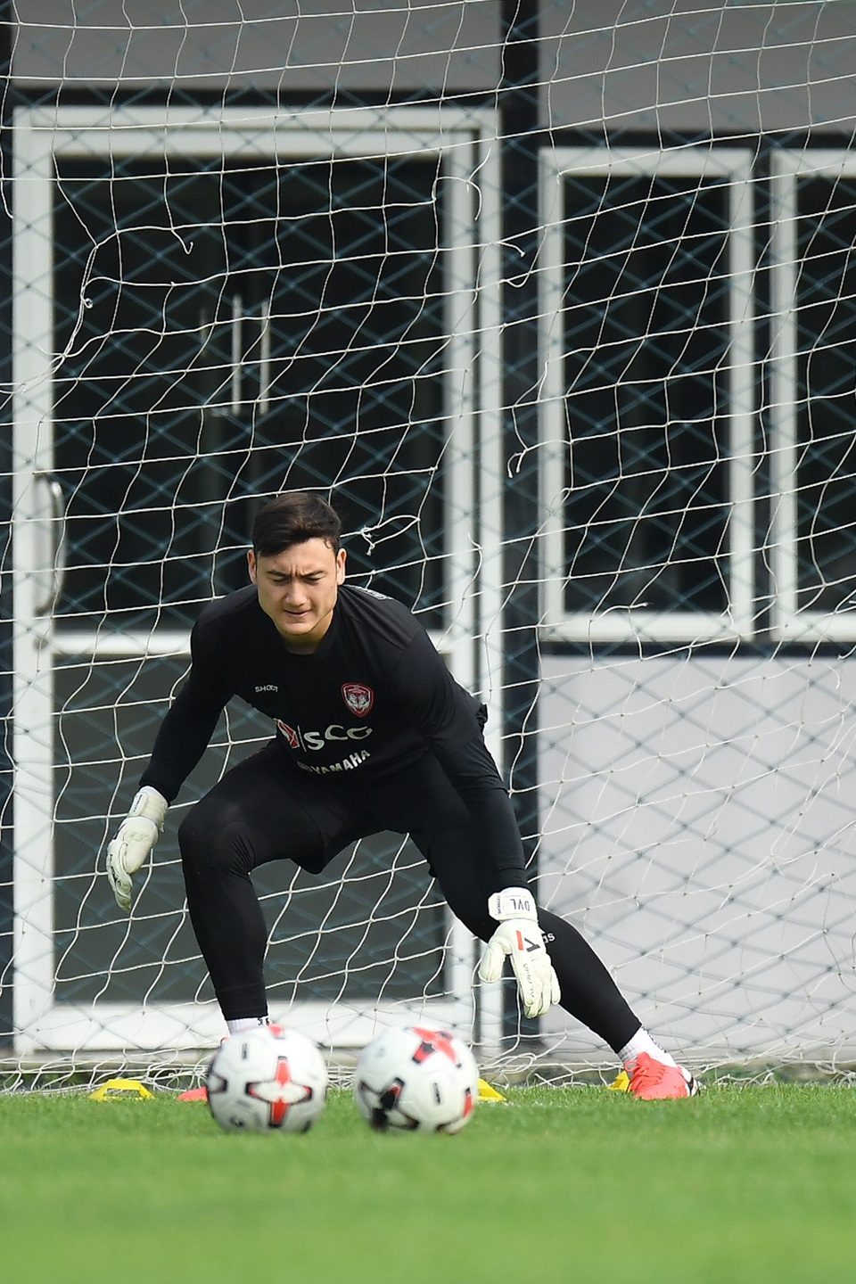 HLV Muangthong United hứa hẹn suất chính thức cho Đặng Văn Lâm - 2 HLV Muangthong United hứa hẹn suất chính thức cho Đặng Văn Lâm - 2