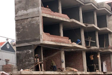 Sẽ xử lý nghiêm cán bộ để tái diễn nhà siêu mỏng, siêu méo