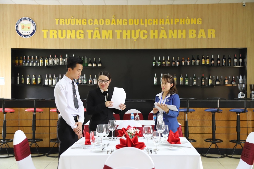 Bộ LĐ-TBXH đề nghị giữ ổn định học phí trường nghề trong mùa dịch - 1 Bộ LĐ-TBXH đề nghị giữ ổn định học phí trường nghề trong mùa dịch - 1