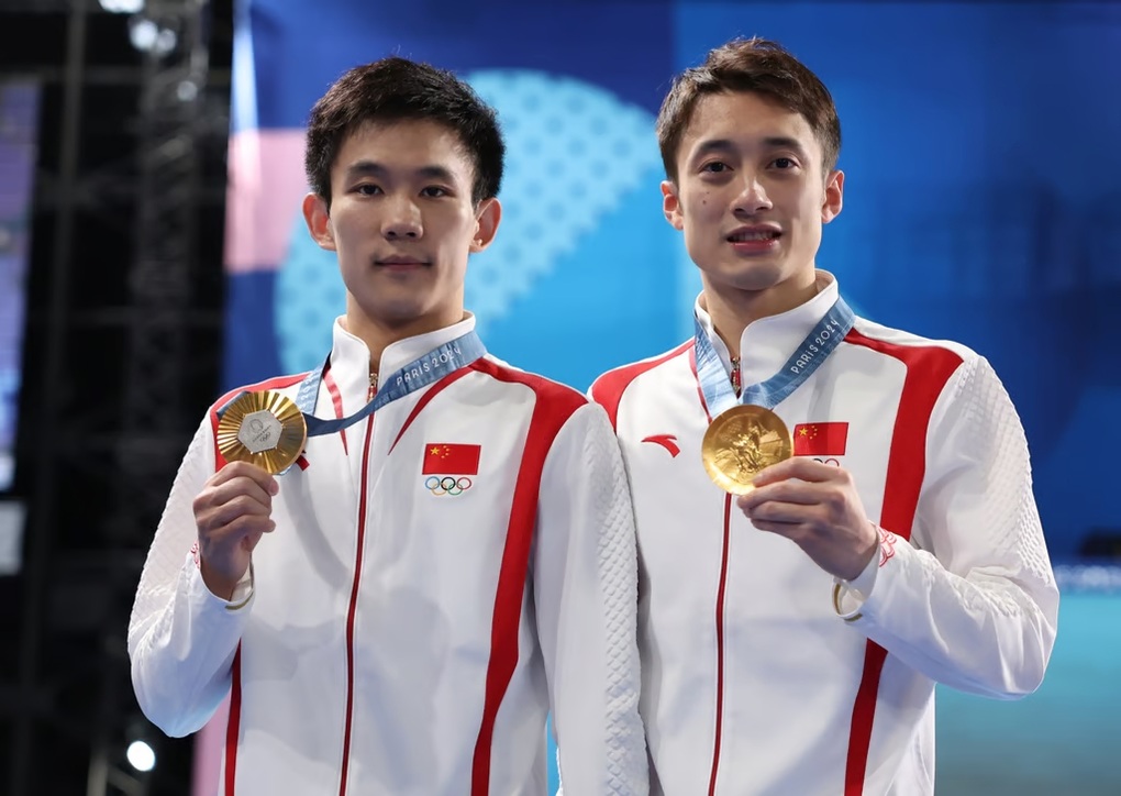 Màn đu idol thành công của VĐV Trung Quốc tại Olympic gây sốt mạng - 1