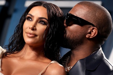 Kim Kardashian chính thức đệ đơn xin ly dị Kanye West