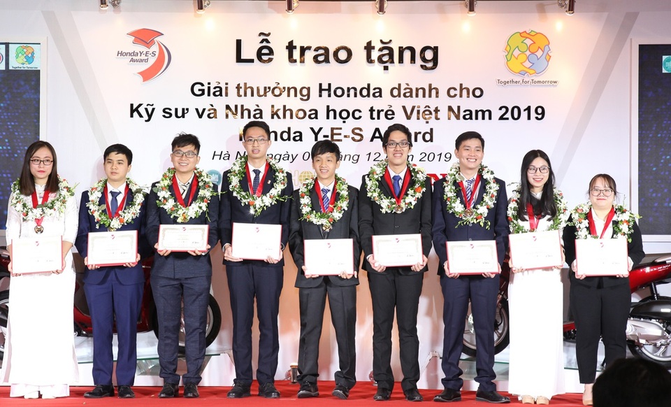 Bất chấp tập đoàn khó khăn, Honda Việt Nam vẫn lập kỷ lục bán hàng - 3 Bất chấp tập đoàn khó khăn, Honda Việt Nam vẫn lập kỷ lục bán hàng - 3