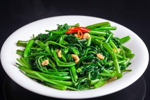 Rau muống xào tỏi là một trong những món xào ngon nhất thế giới
