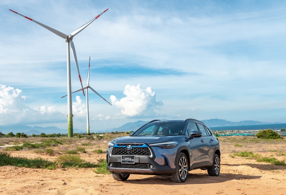 Bán hơn 10.000 xe, Toyota Corolla Cross tạo ra cuộc cách mạng ô tô Hybrid tại Việt Nam - 1 Bán hơn 10.000 xe, Toyota Corolla Cross tạo ra cuộc cách mạng ô tô Hybrid tại Việt Nam - 1
