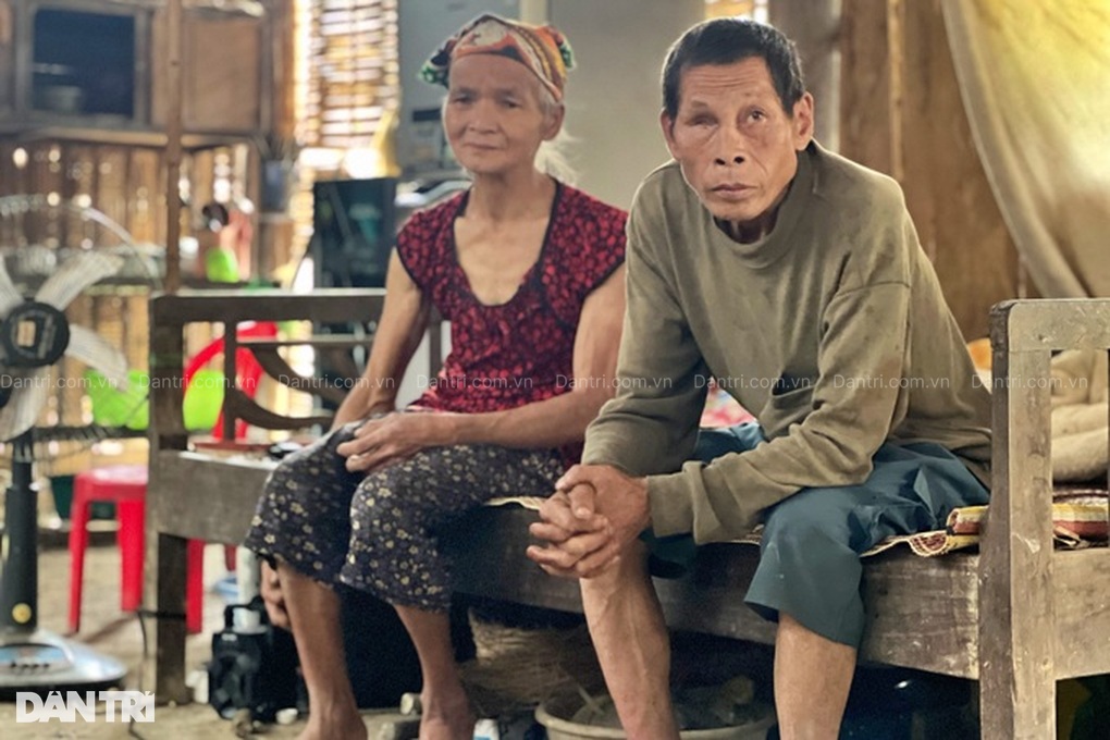 Vợ ốm yếu, chồng không được tỉnh táo, nhiều bữa ăn cơm với muối - 2 Vợ ốm yếu, chồng không được tỉnh táo, nhiều bữa ăn cơm với muối - 2