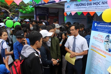 Phú Yên dừng các hoạt động giáo dục ngoài giờ, cuộc thi để phòng Covid-19