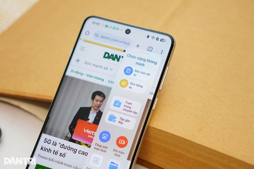 So sánh chi tiết Oppo Find X8 Pro và iPhone 16 Pro Max - 33 So sánh chi tiết Oppo Find X8 Pro và iPhone 16 Pro Max - 33