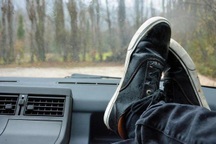 Những thói quen lái xe nguy hiểm có thể gây tai nạn