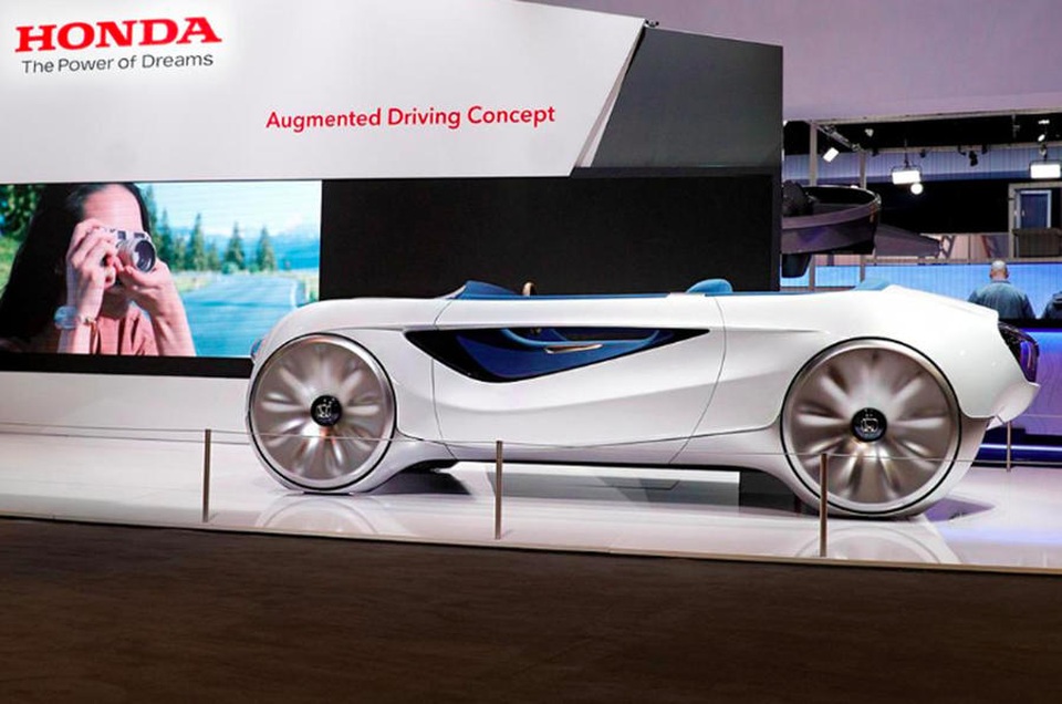Honda Augmented Driving Concept - Gạch nối giữa hiện tại và tương lai - 1 Honda Augmented Driving Concept - Gạch nối giữa hiện tại và tương lai - 1