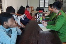 Hàng loạt vụ học sinh chế tạo pháo dịp Tết, làm sao để ngăn chặn?