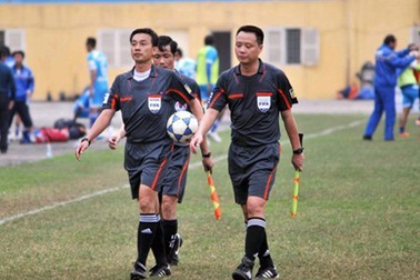 Trọng tài Võ Minh Trí nhận án kỷ luật vì vụ “bẻ còi”