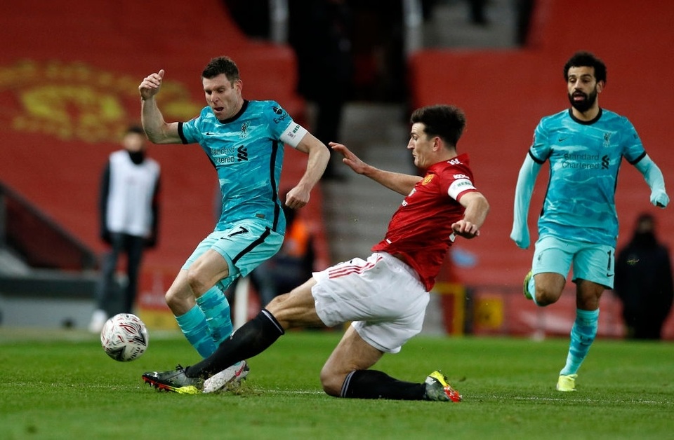 Man Utd 3-2 Liverpool: Salah lập cú đúp, Fernandes tung đòn quyết định - 9 Man Utd 3-2 Liverpool: Salah lập cú đúp, Fernandes tung đòn quyết định - 9