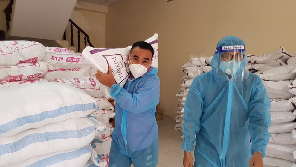 MC Quyền Linh: Tôi bị kẻ trộm đột nhập vào nhà lấy sạch đồ đạc - 3 MC Quyền Linh: Tôi bị kẻ trộm đột nhập vào nhà lấy sạch đồ đạc - 3