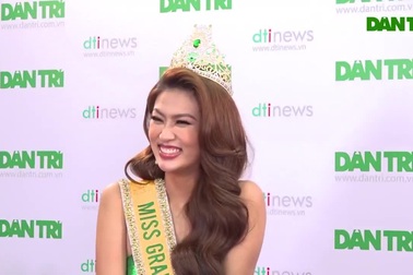 Hoa hậu Thiên Ân từng có "tạp hóa online", bán bánh tráng kiếm thu nhập