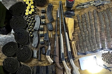 Khởi tố người buôn vũ khí trong nhóm kín trên mạng xã hội ở TPHCM