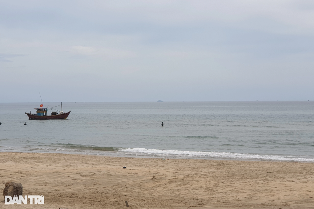 Người phụ nữ không biết bơi sống sót kỳ diệu sau 9 giờ trôi trên biển - 1 Người phụ nữ không biết bơi sống sót kỳ diệu sau 9 giờ trôi trên biển - 1